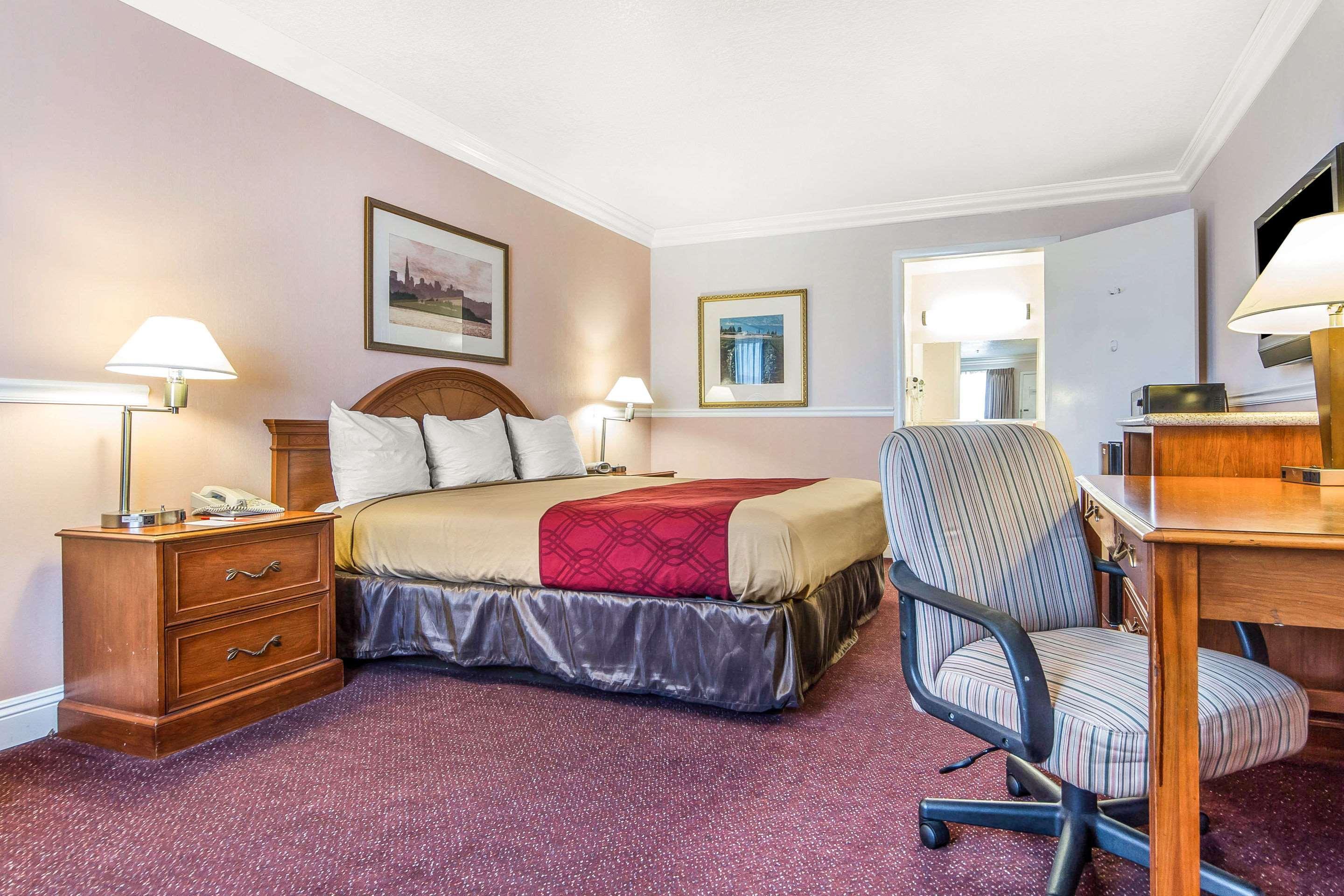 Econo Lodge Castro Valley I-580 Ngoại thất bức ảnh