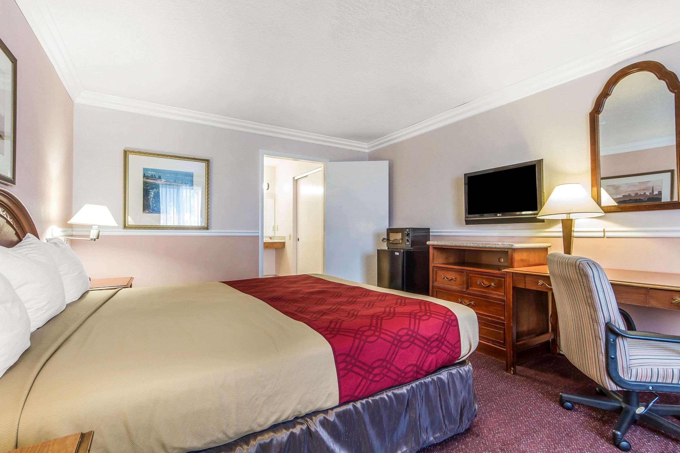 Econo Lodge Castro Valley I-580 Ngoại thất bức ảnh