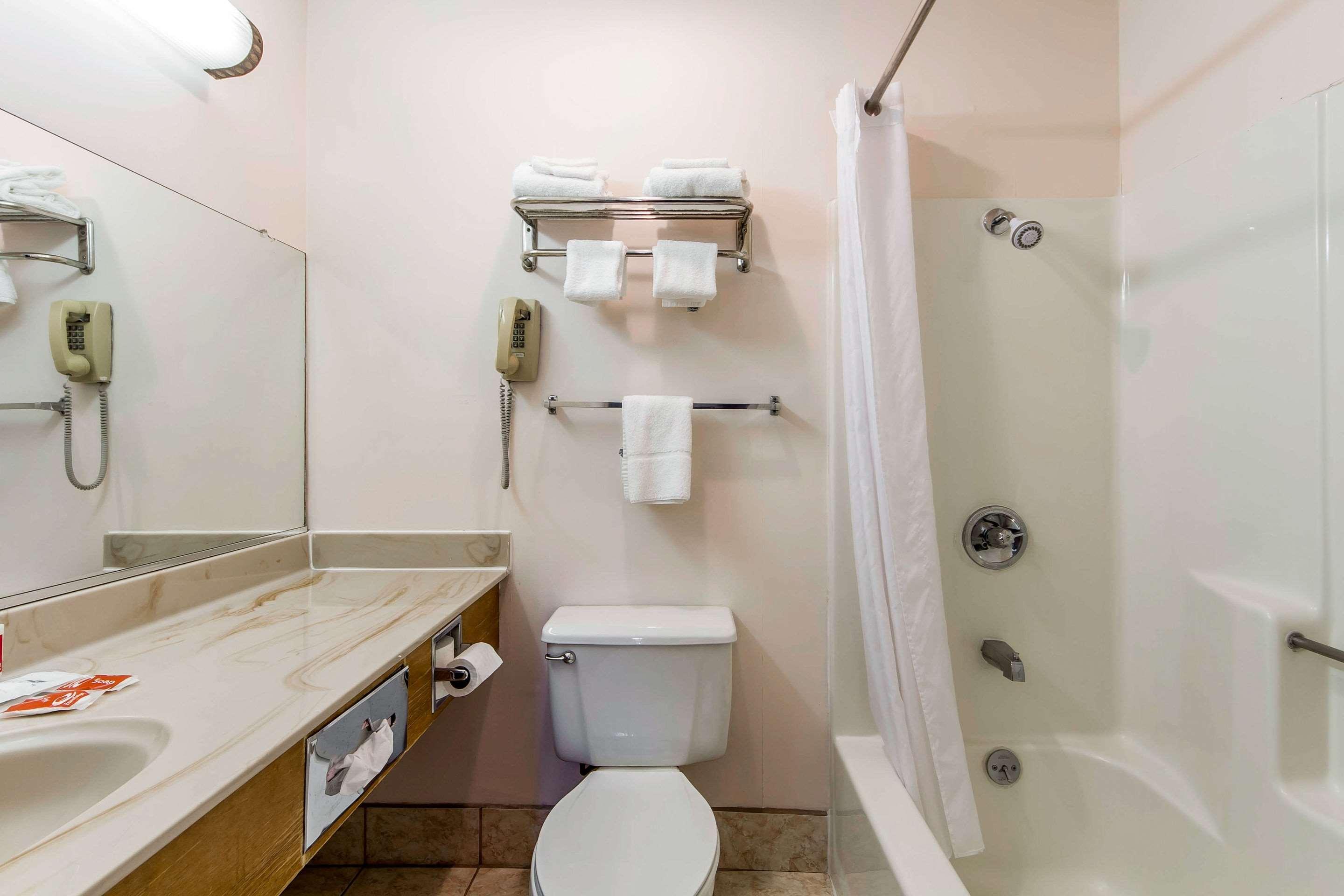 Econo Lodge Castro Valley I-580 Ngoại thất bức ảnh